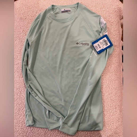 Columbia PFG shirt, size XS never worn Seafoam green - Picture 1 of 1
